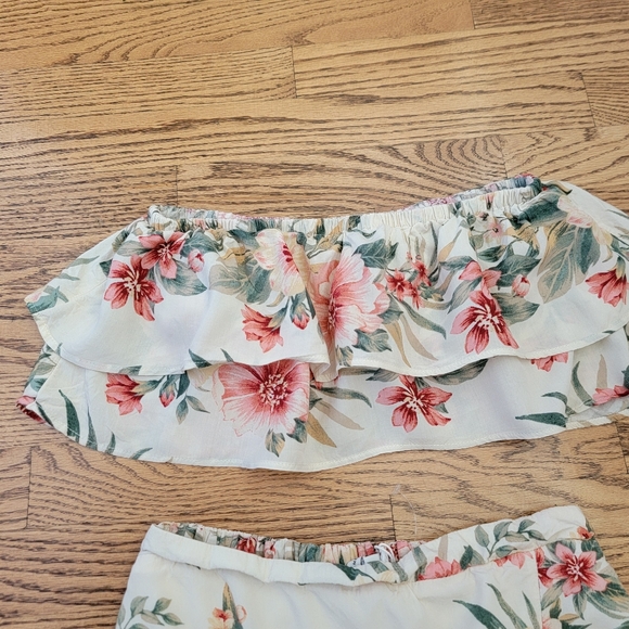 American Eagle Floral Maxi Skirt with Ruffle Hem & Matching Top - Picture 2 of 10